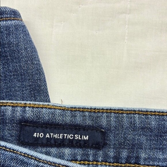 Lucky Brand 410 Athletic Slim Jeans with Natural Fading | Men's Size 42x30 - Picture 3 of 8